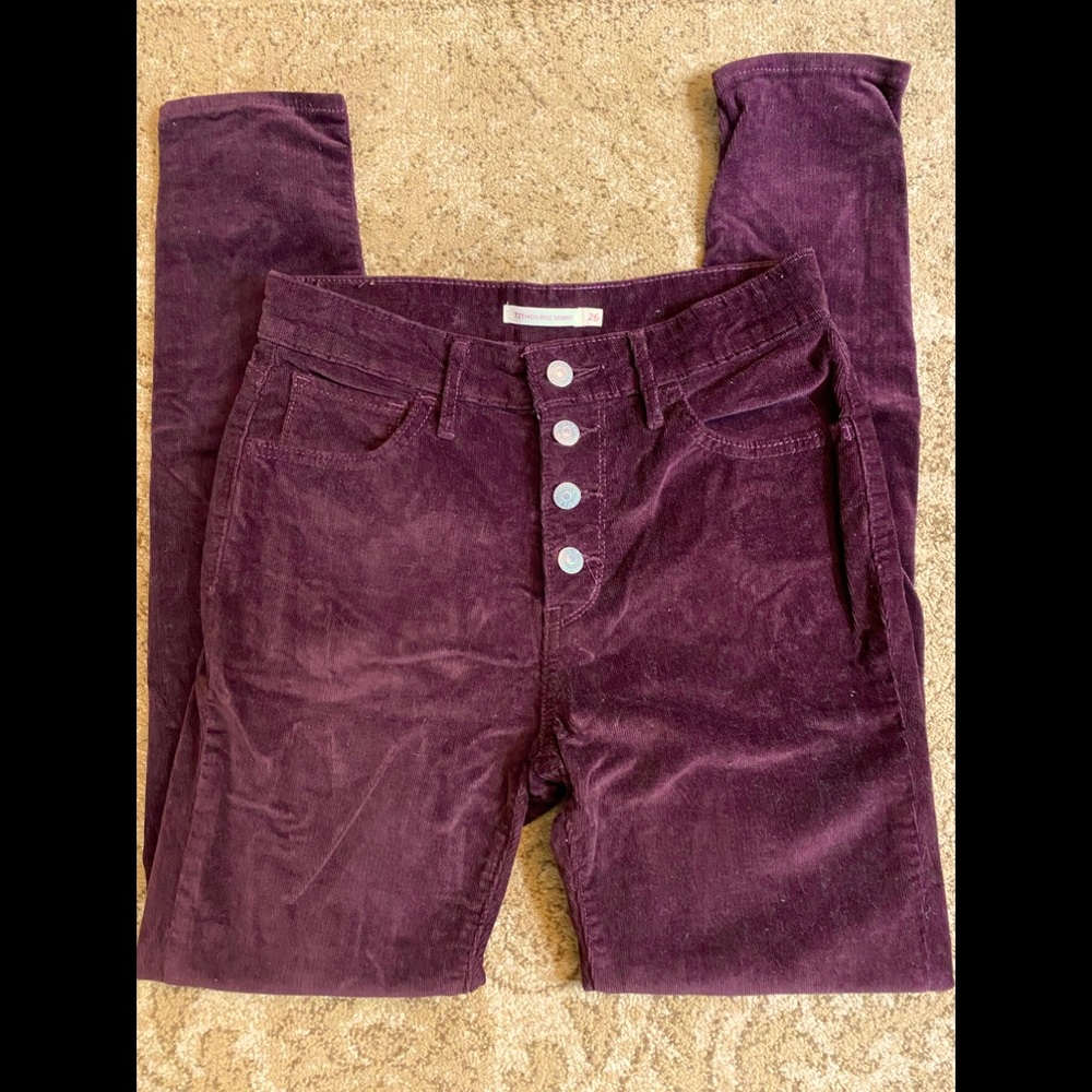 Women’s Levi’s 721 High Rise Skinny Corduroy pants